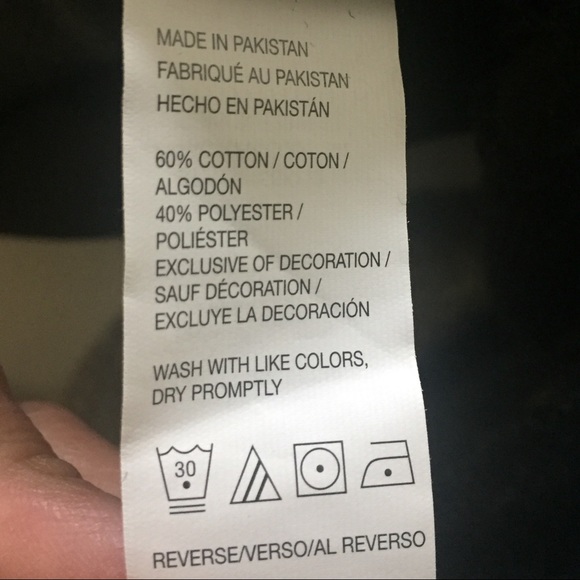 IZOD pullover sweatshirt - Picture 6 of 7